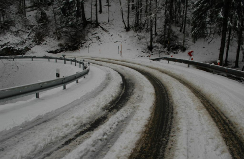 Uzavírka provozu na silnici /I/10 z Tanvaldu do Harrachova